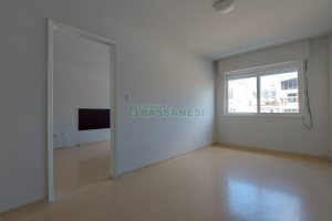 Apartamento com 48m², 1 dormitório, no bairro São Pelegrino em Caxias do Sul para Comprar