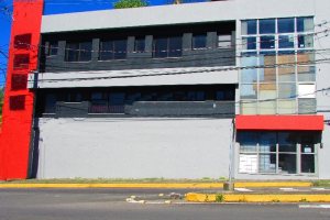 Loja com 440m², no bairro Sagrada Família em Caxias do Sul para Alugar ou Comprar