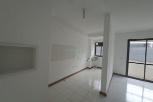 Apartamento com 64m², 2 dormitórios, no bairro São Pelegrino em Caxias do Sul para Alugar
