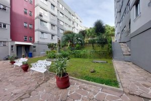 Apartamento com 68m², 3 dormitórios, 1 vaga, no bairro Floresta em Caxias do Sul para Comprar