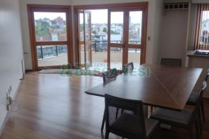 Apartamento com 167m², 3 dormitórios, 4 vagas, no bairro Pio X em Caxias do Sul para Comprar