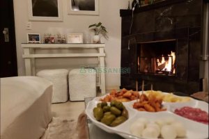 Apto Mobiliado com 130m², 2 dormitórios, 1 vaga, no bairro Pio X em Caxias do Sul para Alugar