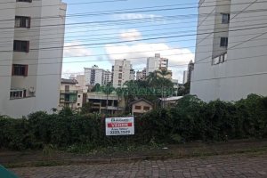 Terreno com 580m², no bairro Cristo Redentor em Caxias do Sul para Comprar