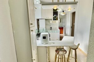 Apto Mobiliado com 41m², 2 dormitórios, no bairro Centro em Caxias do Sul para Comprar