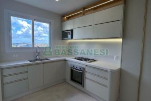 Apartamento com 100m², 3 dormitórios, 2 vagas, no bairro Panazzolo em Caxias do Sul para Comprar