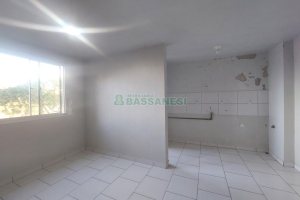 Apartamento com 43m², 2 dormitórios, 1 vaga, no bairro Morada dos Alpes em Caxias do Sul para Comprar