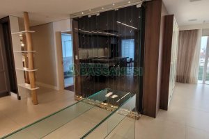 Apartamento com 178m², 2 dormitórios, 3 vagas, no bairro Centro em Caxias do Sul para Comprar