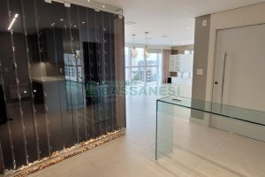 Apartamento com 178m², 2 dormitórios, 3 vagas, no bairro Centro em Caxias do Sul para Comprar