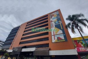 Box com 12m², no bairro Centro em Caxias do Sul para Comprar