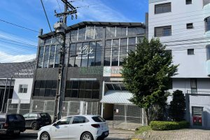 Pavilhão com 800m², no bairro Sagrada Família em Caxias do Sul para Alugar