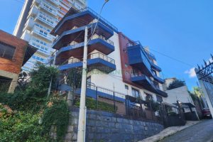 Apartamento com 208m², 3 dormitórios, 2 vagas, no bairro Madureira em Caxias do Sul para Comprar