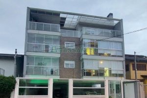 Apartamento com 109m², 3 dormitórios, 2 vagas, no bairro Santa Catarina em Caxias do Sul para Comprar