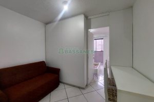 Apto Mobiliado com 25m², 1 dormitório, no bairro Presidente Vargas em Caxias do Sul para Comprar