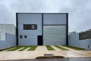 Pavilhão com 250m², no bairro Vila Verde em Caxias do Sul para Alugar