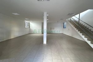 Loja com 250m², no bairro São Pelegrino em Caxias do Sul para Alugar