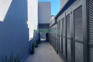 Apto Mobiliado com 42m², 1 dormitório, 1 vaga, no bairro Lourdes em Caxias do Sul para Alugar