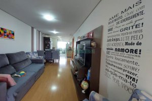 Apartamento com 82m², 2 dormitórios, 2 vagas, no bairro Kayser em Caxias do Sul para Comprar