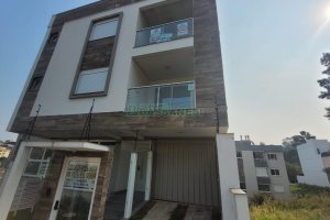 Apartamento com 120m², 3 dormitórios, 2 vagas, no bairro Altos do Seminario em Caxias do Sul para Comprar