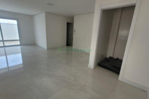 Apartamento com 149m², 3 dormitórios, 2 vagas, no bairro Altos do Seminario em Caxias do Sul para Comprar