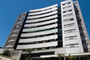 Apartamento com 140m², 3 dormitórios, 4 vagas, no bairro Madureira em Caxias do Sul para Alugar ou Comprar