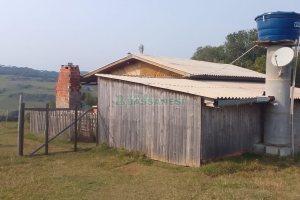 Chácara com 100m², 3 dormitórios, no bairro Criúva em Caxias do Sul para Comprar