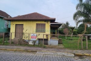 Casa com 100m², 3 dormitórios, no bairro Ana Rech em Caxias do Sul para Comprar