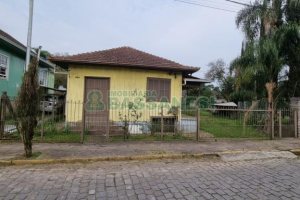 Casa com 100m², 3 dormitórios, no bairro Ana Rech em Caxias do Sul para Comprar