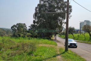 Terreno com 360m², no bairro Sanvitto em Caxias do Sul para Comprar