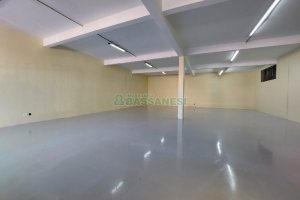 Loja com 192m², no bairro Kayser em Caxias do Sul para Alugar