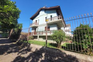 Apartamento com 122m², 3 dormitórios, 2 vagas, no bairro Cinqüentenário em Caxias do Sul para Comprar