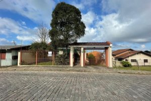 Casa com 337m², 3 dormitórios, 3 vagas, no bairro Bela Vista em Caxias do Sul para Comprar