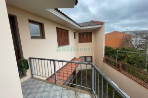 Casa com 337m², 3 dormitórios, 3 vagas, no bairro Bela Vista em Caxias do Sul para Comprar