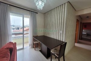 Apto Mobiliado com 75m², 3 dormitórios, 2 vagas, no bairro Kayser em Caxias do Sul para Alugar