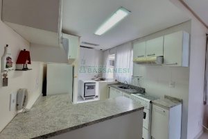 Apto Mobiliado com 75m², 3 dormitórios, 2 vagas, no bairro Kayser em Caxias do Sul para Alugar