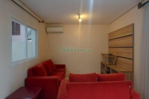 Apto Mobiliado com 75m², 3 dormitórios, 2 vagas, no bairro Kayser em Caxias do Sul para Alugar