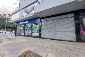 Loja com 150m², no bairro São Pelegrino em Caxias do Sul para Alugar