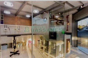 Loja Mobiliada com 30m², no bairro Cruzeiro em Caxias do Sul para Alugar