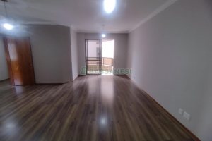 Apartamento com 108m², 3 dormitórios, 1 vaga, no bairro São Pelegrino em Caxias do Sul para Comprar