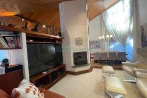 Casa com 249m², 3 dormitórios, 2 vagas, no bairro Colina Sorriso em Caxias do Sul para Comprar