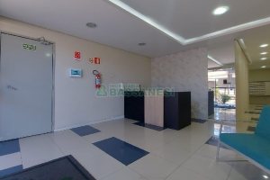 Apto Mobiliado com 70m², 2 dormitórios, 2 vagas, no bairro Lourdes em Caxias do Sul para Alugar