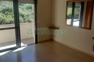 Apartamento com 90m², 3 dormitórios, 2 vagas, no bairro Colina Sorriso em Caxias do Sul para Comprar