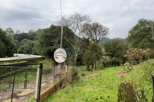 Chácara com 120m², 3 dormitórios, no bairro Parada Cristal em Caxias do Sul para Comprar