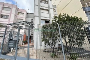 Apartamento com 76m², 3 dormitórios, 2 vagas, no bairro Pio X em Caxias do Sul para Comprar