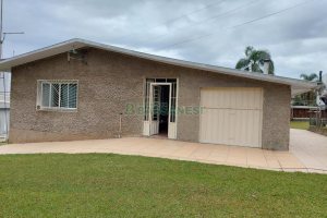 Casa com 127m², 2 dormitórios, 1 vaga, no bairro Diamantino em Caxias do Sul para Comprar