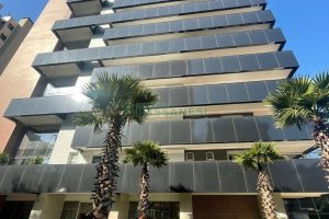 Apartamento com 245m², 3 dormitórios, 4 vagas, no bairro Madureira em Caxias do Sul para Comprar