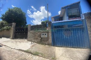 Pavilhão com 600m², 2 vagas, no bairro Bela Vista em Caxias do Sul para Alugar ou Comprar