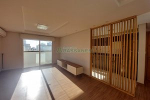 Apto Mobiliado com 90m², 2 dormitórios, 2 vagas, no bairro São Pelegrino em Caxias do Sul para Alugar