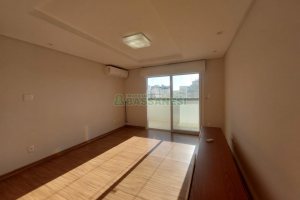 Apto Mobiliado com 90m², 2 dormitórios, 2 vagas, no bairro São Pelegrino em Caxias do Sul para Alugar