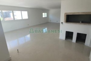 Apartamento com 186m², 3 dormitórios, 2 vagas, no bairro Exposição em Caxias do Sul para Comprar