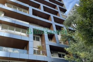 Apartamento com 236m², 3 dormitórios, no bairro Exposição em Caxias do Sul para Comprar